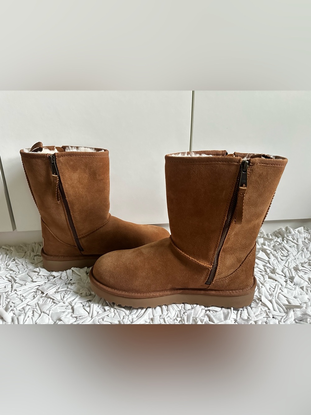 NWOT UGG Dual Zip Boots
